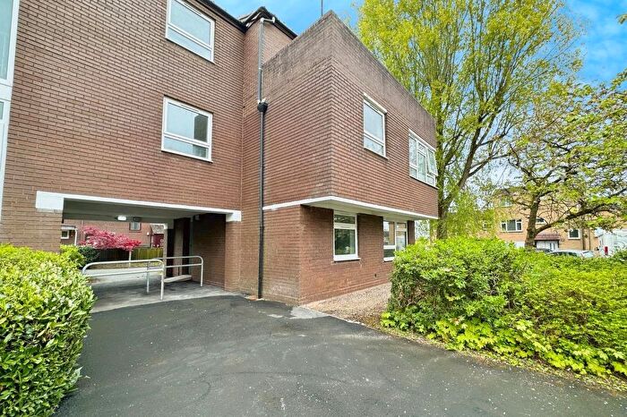 2 Bedroom Flat For Sale In Boulton Grange, Randlay, Telford, TF3