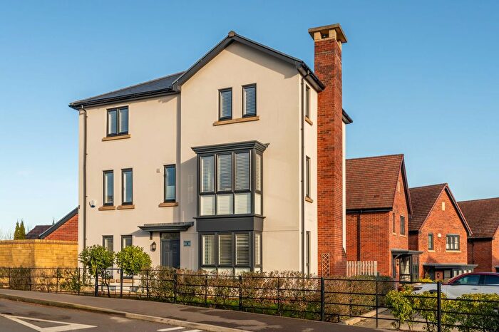 5 Bedroom Detached House For Sale In Barley Road, Cheltenham, GL52