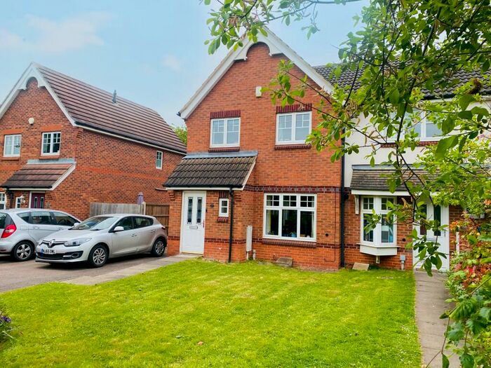 3 Bedroom Semi-Detached House To Rent In Rymill Drive, Oakwood, DE21