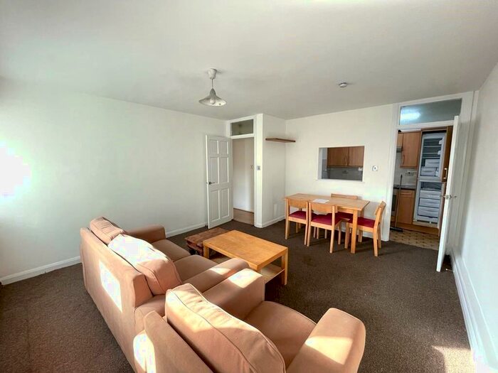 1 Bedroom Flat To Rent In Hornsey Road, Finsbury Park, N7