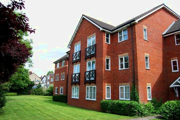 1 Bedroom Flat To Rent In Mildred Avenue, Watford, WD18