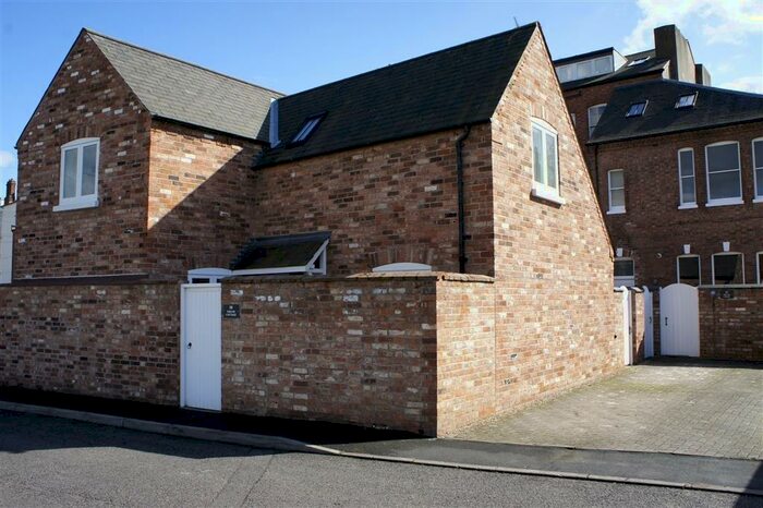 3 Bedroom House To Rent In Gulistan Road, Leamington Spa, CV32