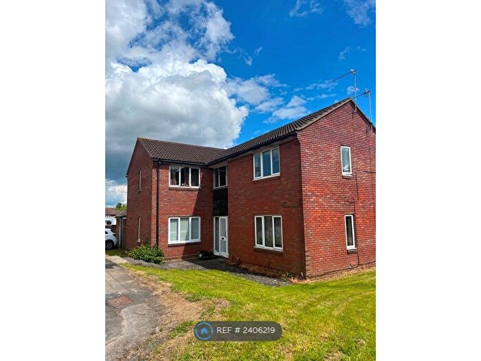 Studio To Rent In Thornford Drive, Westlea, Swindon, SN5