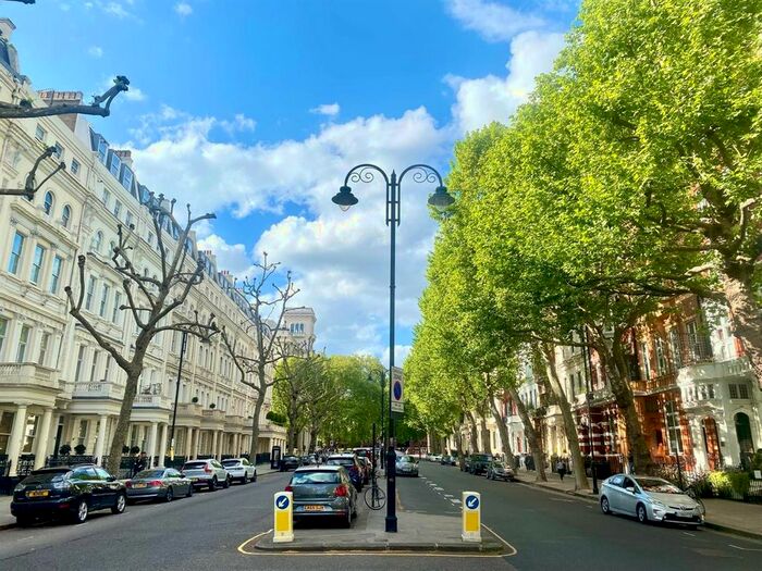 1 Bedroom Flat To Rent In Queen's Gate, London, SW7
