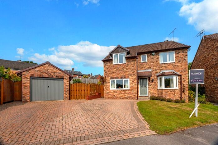 4 Bedroom Detached House For Sale In Bowden Grove, Dodworth, Barnsley, S75