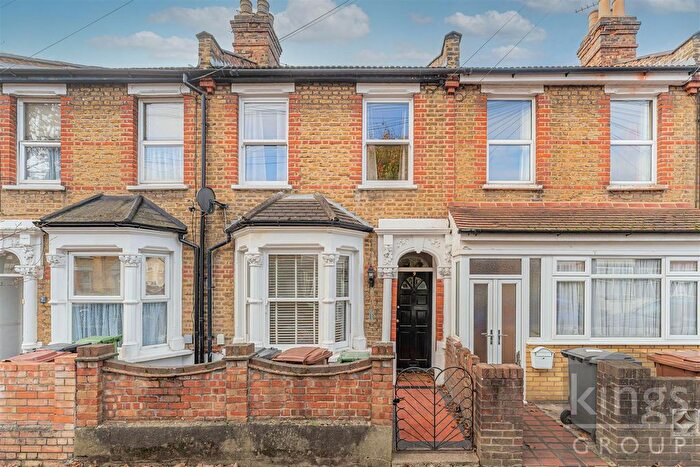 2 Bedroom Terraced House For Sale In Woodend Road, London, E17