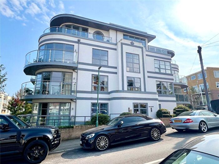 2 Bedroom Apartment To Rent In Burnaby Road, Bournemouth, Dorset, BH4