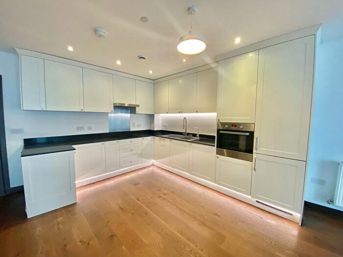 2 Bedroom Flat To Rent In East Station Road, Fletton Quays, Peterborough, PE2