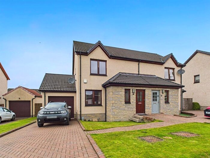 3 Bedroom Semi-Detached House For Sale In Crown Road, Scone, Perth, PH2