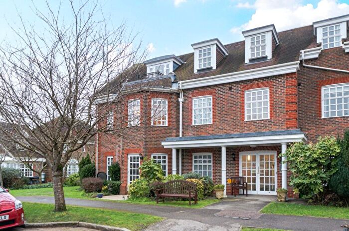 2 Bedroom Retirement Property For Sale In Farmery Court, Castle Village, Berkhamsted, Hertfordshire, HP4