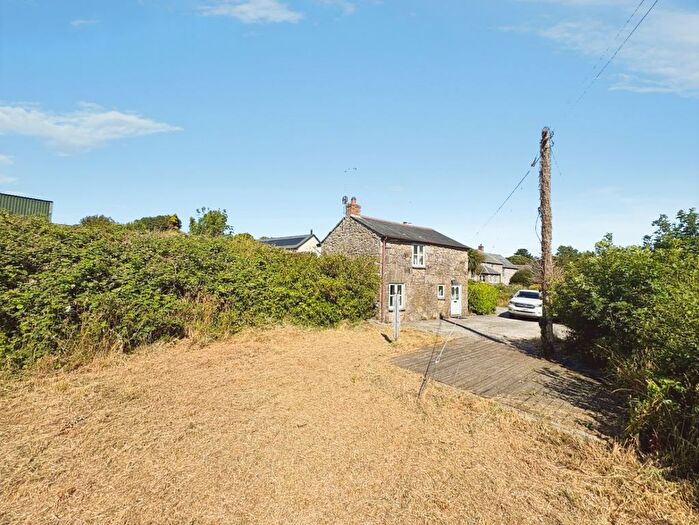2 Bedroom Detached House For Sale In Wendron, Delightful Two Bedroom Home, TR13