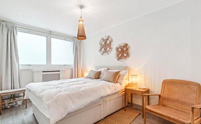 2 Bedroom Apartment To Rent In Stalbridge Street, Marylebone, London, NW1