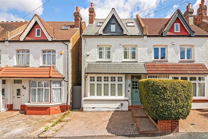4 Bedroom Semi Detached House For Sale In Edgar Road, South Croydon, CR2