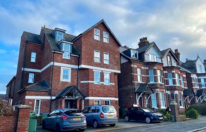 2 Bedroom Flat To Rent In Marten Road, Folkestone, Kent, CT20
