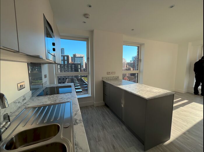 2 Bedroom Flat To Rent In Islington Stree, Salford, Manchester, M3