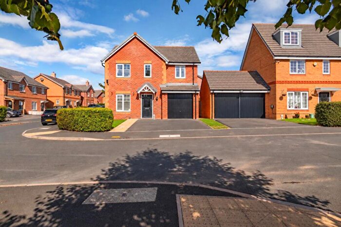 4 Bedroom Detached House For Sale In Solus Gardens, Southam, CV47