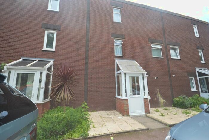 3 Bedroom Detached House To Rent In Wild Goose Drive, London, SE14