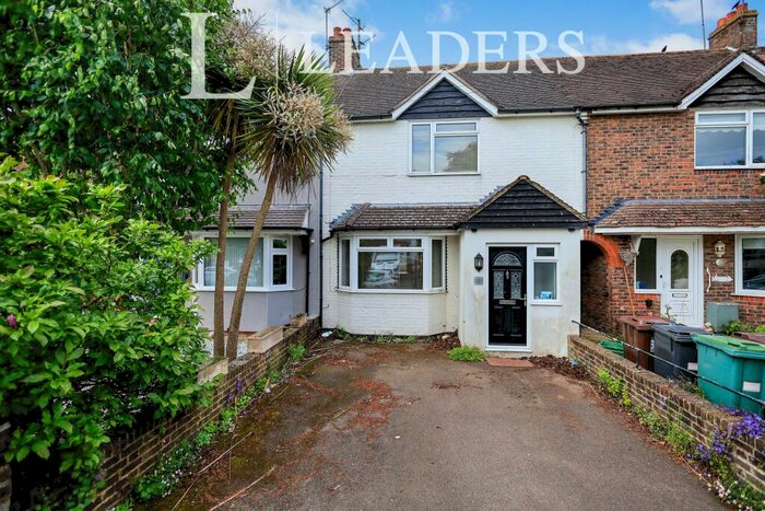 3 Bedroom Semi-Detached House To Rent In Queens Crescent, BN23