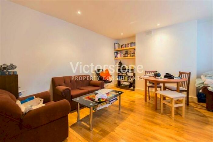 1 Bedroom Apartment To Rent In Crowndale Road, Camden, London, NW1