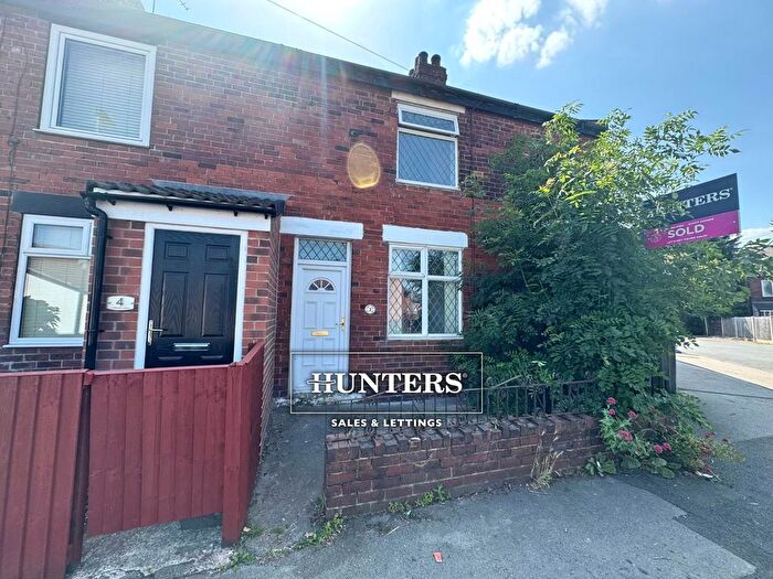2 Bedroom Terraced House To Rent In Carleton View, Carleton, WF8