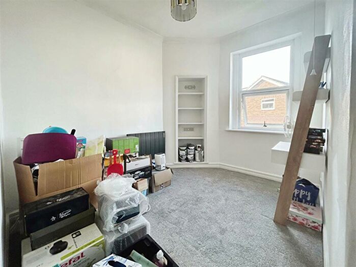 1 Bedroom Flat For Sale In Sea Street, Herne Bay, CT6