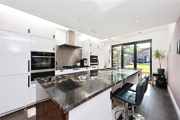 3 Bedroom Semi-Detached House For Sale In Washington Road, Worcester Park, KT4