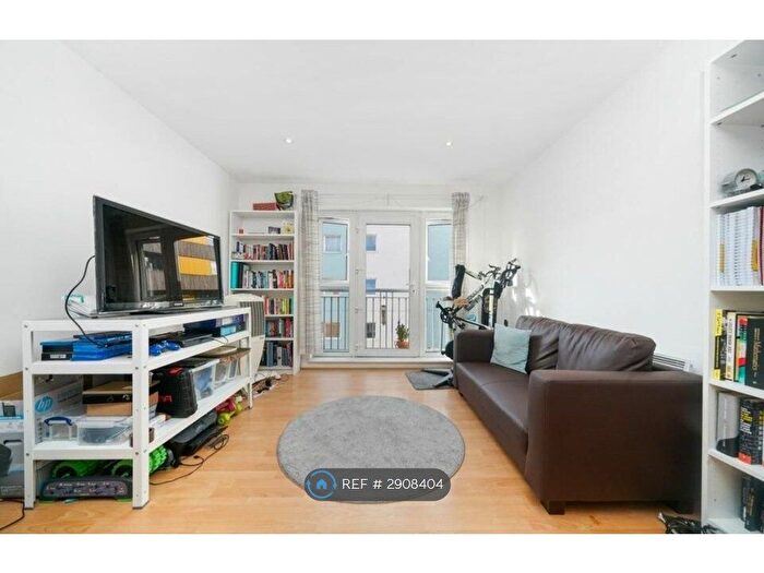 1 Bedroom Flat To Rent In Morton Close, London, E1