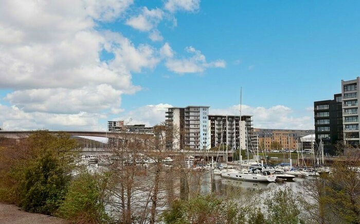 2 Bedroom Apartment To Rent In Alexandria, CF11