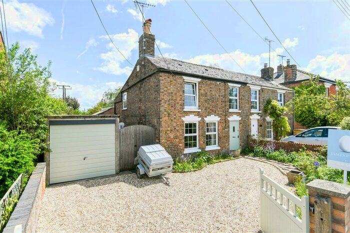 3 Bedroom Semi-Detached House For Sale In High Street, Saul, Gloucester, GL2