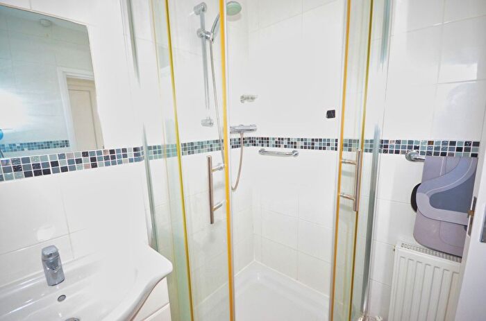 1 Bedroom Flat For Sale In Dahlia Road, Kettering, NN16