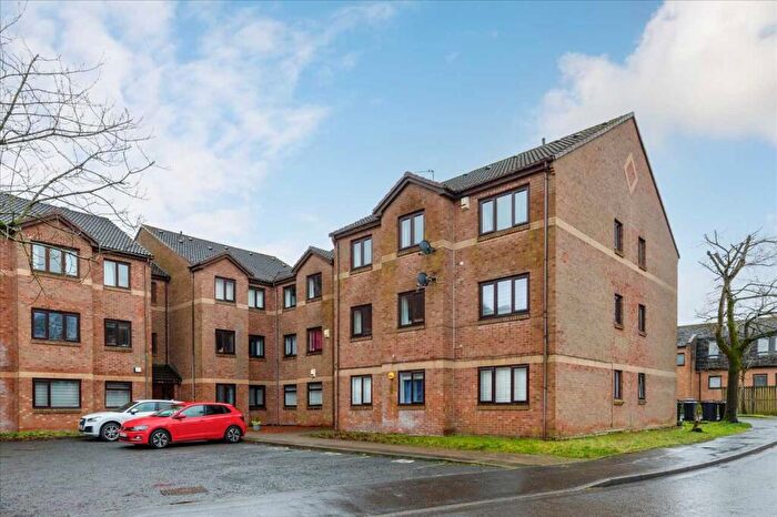 2 Bedroom Flat For Sale In Mahon Court, Moodiesburn, Glasgow, G69