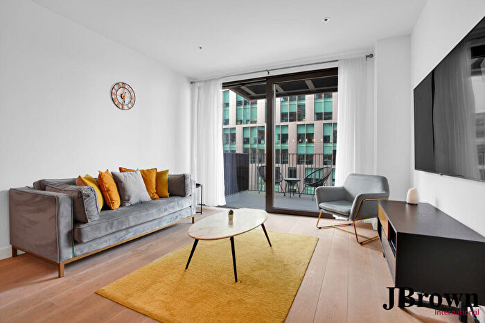 2 Bedroom Apartment For Sale In The Modern, Embassy Gardens, London, SW11