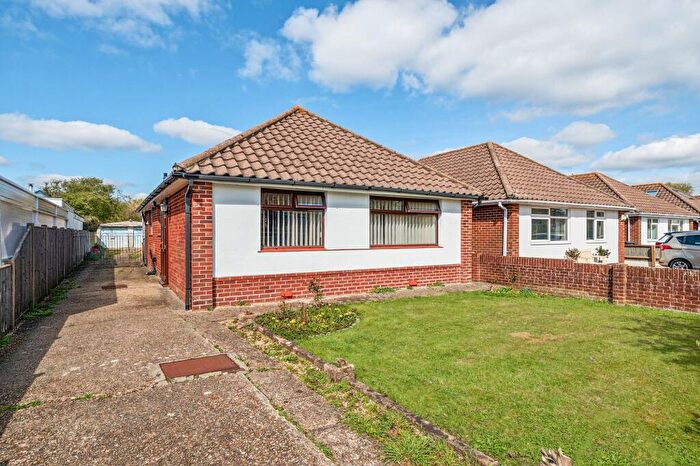 3 Bedroom Detached Bungalow For Sale In Selangor Avenue, Emsworth, PO10