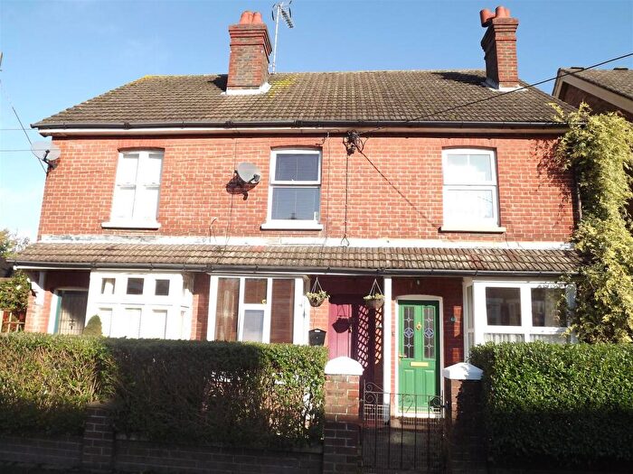 2 Bedroom Terraced House To Rent In West Green, RH11