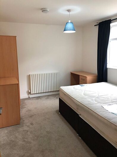 1 Bedroom Flat To Rent In Shaldon Road, Bristol, BS7