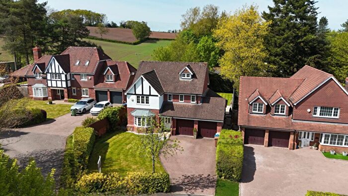 6 Bedroom Detached House For Sale In Franklin Drive, Blythe Bridge, ST11