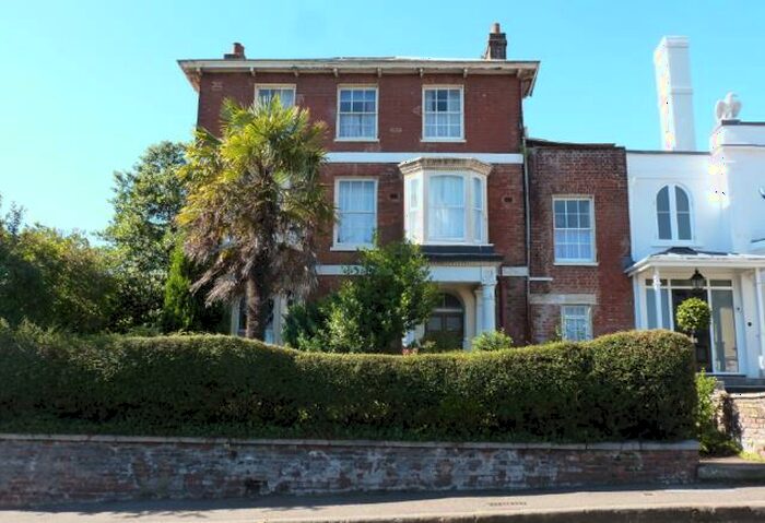 1 Bedroom Apartment To Rent In Salutary Mount, Heavitree, EX1