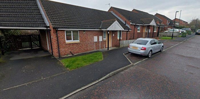 2 Bedroom Semi-Detached Bungalow To Rent In Cheviot Close Albany Washington, NE37