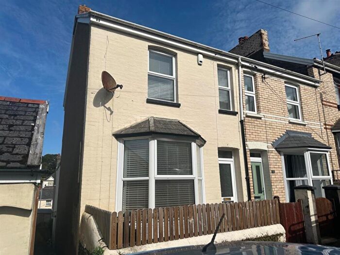 2 Bedroom End Of Terrace House To Rent In Clifton Street, Bideford, EX39