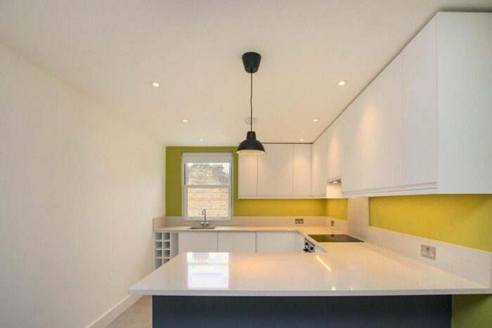 2 Bedroom Flat To Rent In Quicks Road, London, SW19