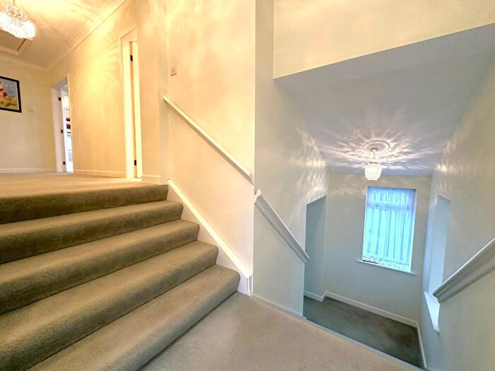 3 Bedroom Detached House For Sale In Pen Y Bryn Road, Upper Colwyn Bay, LL29