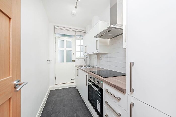 1 Bedroom Flat To Rent In Coram Street, London, WC1N