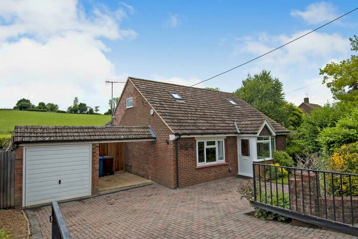 3 Bedroom Detached House For Sale In The Street, Doddington, Sittingbourne, ME9