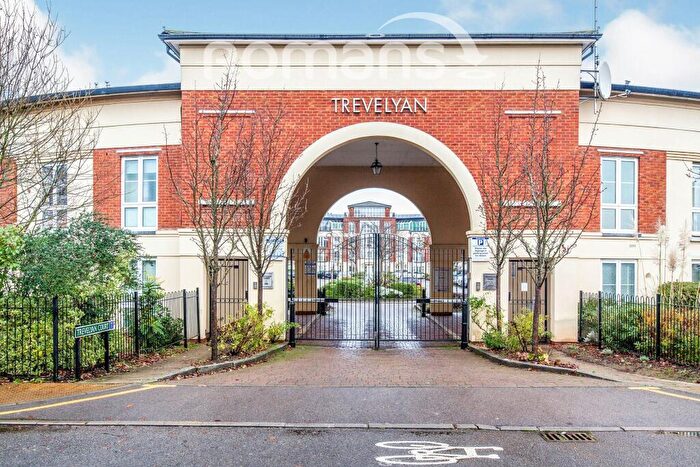 3 Bedroom Flat To Rent In Trevelyan Court, Windsor, SL4