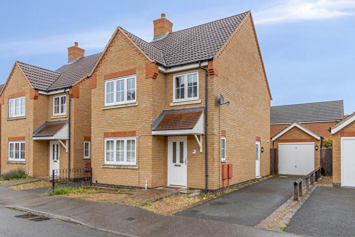 3 Bedroom Detached House For Sale In Piccard Drive, Spalding, PE11