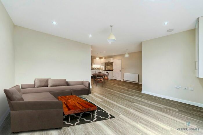 4 Bedroom Flat To Rent In Aldeburgh Street, Greenwich, London, SE10