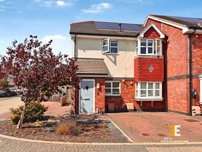 2 Bedroom Apartment For Sale In Dalar Aur, Llandudno Junction, LL31