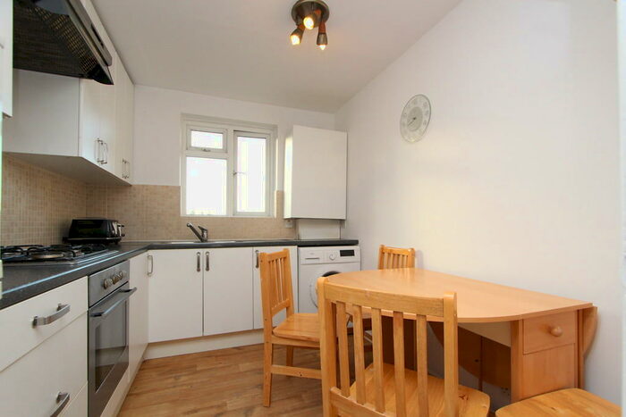 1 Bedroom Flat To Rent In Essex Lodge, Muswell Hill, N10