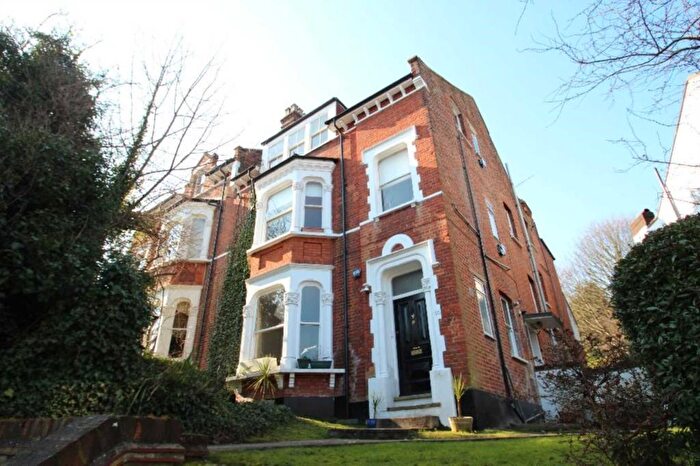 1 Bedroom Flat To Rent In Cromwell Avenue, Highgate, N6