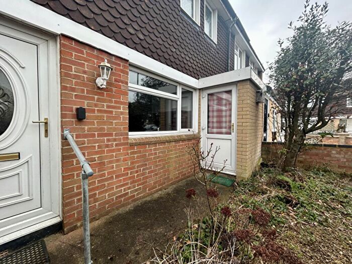 3 Bedroom House To Rent In Periwinkle Place, Oxford, OX4